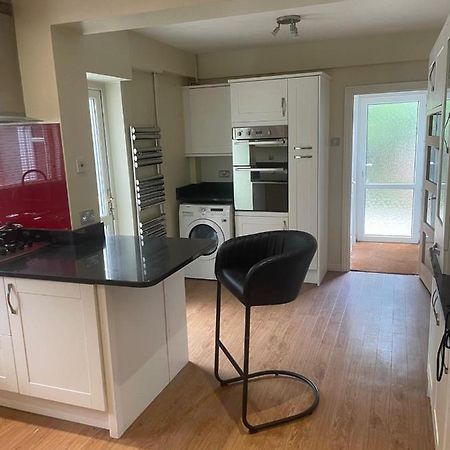 5 Bed House, 32 Tutbury Avenue, Cannon Park, Coventry, Cv4 7Bj Villa Dış mekan fotoğraf