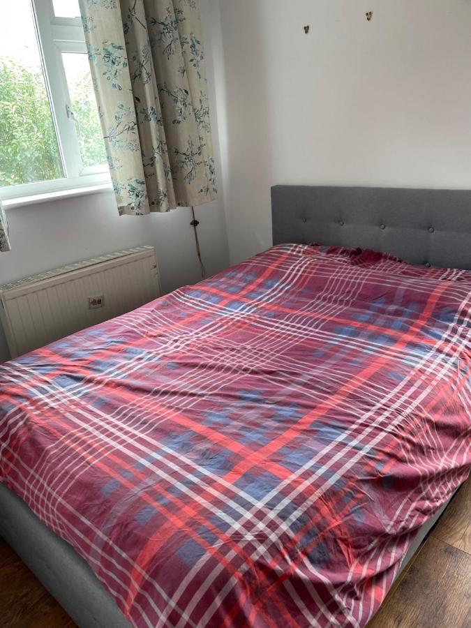 5 Bed House, 32 Tutbury Avenue, Cannon Park, Coventry, Cv4 7Bj Villa Dış mekan fotoğraf